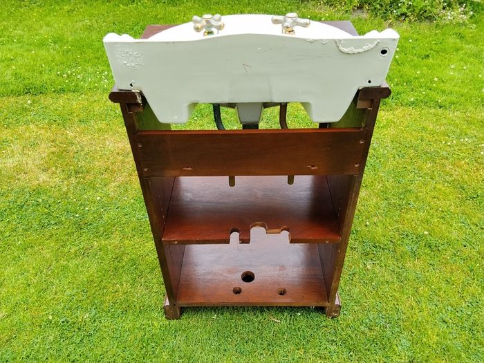 Heritage Vanity Unit and Sink