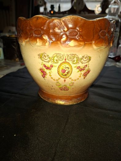 Victorian era Jardiniere Plant Pot Decorated with Floral Rose Patterns, Postage Available,