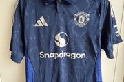 Man United 24/25 Authentic Away Shirt