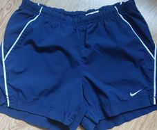 SALE E4  Nike Shorts. Age 12-13