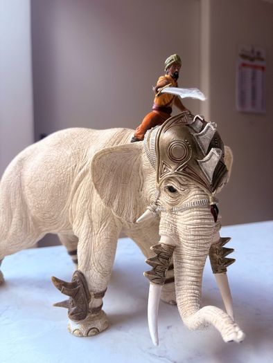 Schleich Fighter elephant
