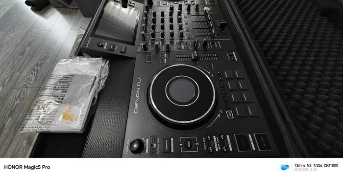 dj