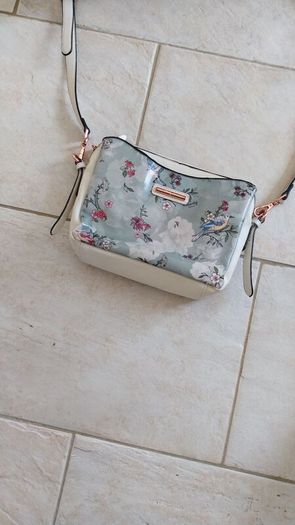 handbag