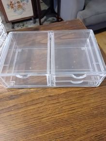 Acrylic makeup storage box