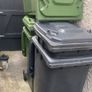 Wheelie bins like new (read description) Image 4