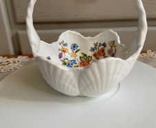 Aynsley Shell Cottage Garden Fine Bone China Basket Dish