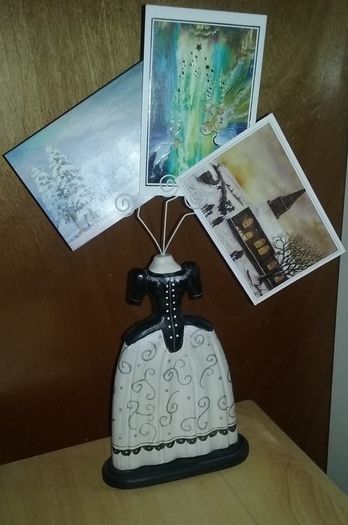 Wooden Photos/Cards Holder