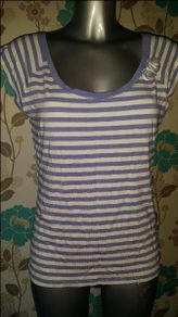 Lovely stretchy top by Caroll size UK14/16 EUR42/44 Price includes postage
