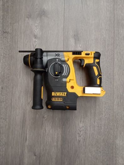 DeWalt SDS Drill (New)