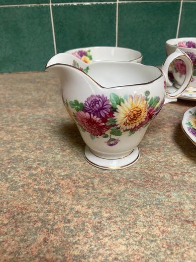 Tea Set - Queen Anne Fine Bone China -Autumn Glory