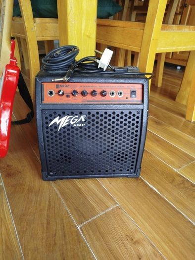 Electric guitar