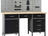 Workbench with Four Wall Panels