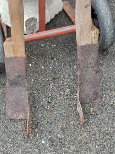Antique Slanes /Turf Cutters