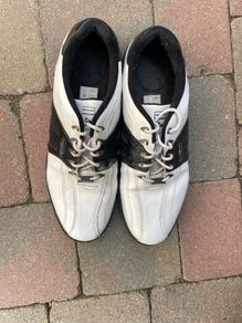 golf shoes