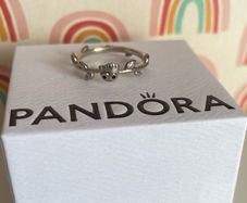 Pandora Groot leaf ring