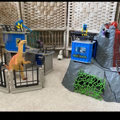 dinosaur lab / volcano bases