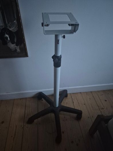 Adjustable stand for dryer/blaster