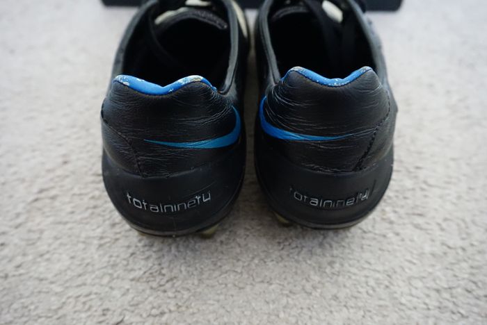 Football Boots Nike Total 90 Laser I Black/Blue (2007) Size 8.5UK FG