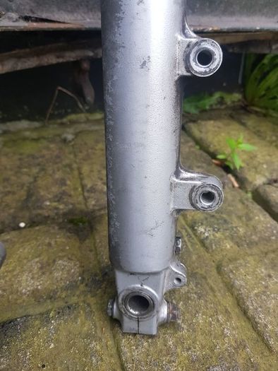 Suzuki GSX750F Forks