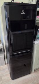Indesit fridge freezer
