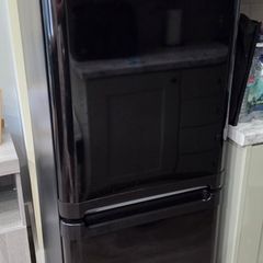 Indesit fridge freezer