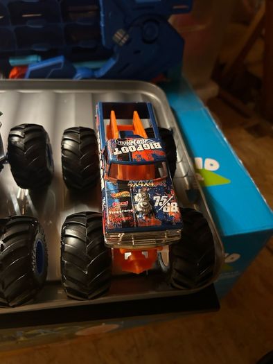 hot wheels monster trucks