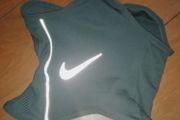 Womens Nike neck warmer