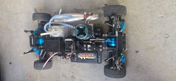 rc nitro road car 1/10th