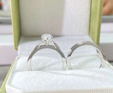14K White Gold Moissanite ring