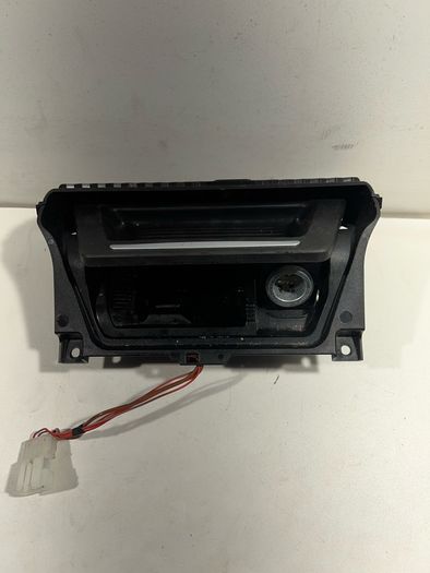 Bmw 5 Series F10 2010-2014 Center Console Ashtray 9171558-10 A3l2b123g
