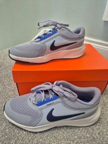 Brand New Nike Star Runner 5YTH size uk4
