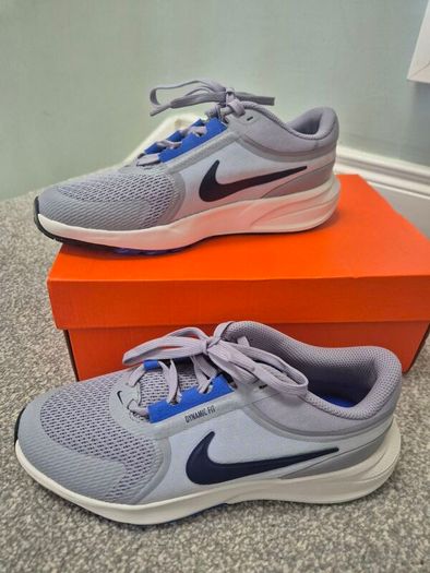 Brand New Nike Star Runner 5YTH size uk4