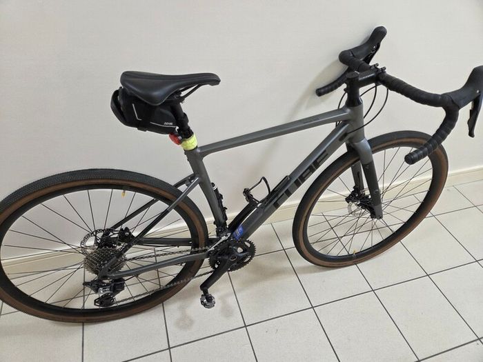 Cube Nuroad Gravel Bike