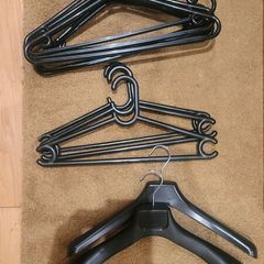 Black Plastic Hangers x16