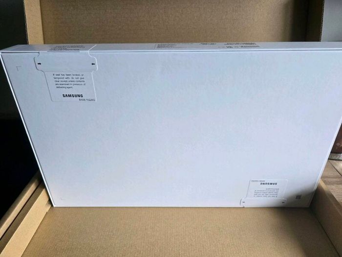 NEW SEALED - Samsung Galaxy Book5 Pro 360 16inch