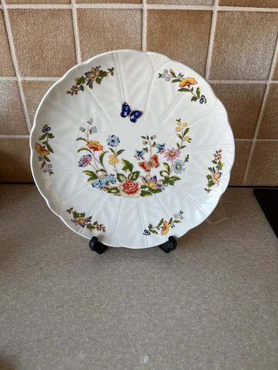 Aynsley Bone China Cottage Garden 10/1/4" Cake plate