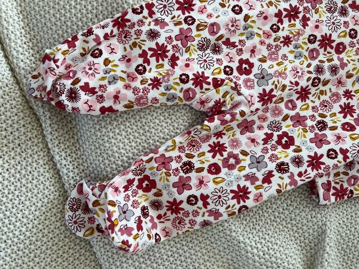 Carter's brand new baby body suit 3 months