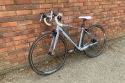 29 Inch Giant Avail 5 racer bike