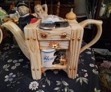 Kitchen Block Collectors Teapot