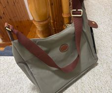 Longchamp le Pliage crossbody bag / grey / new