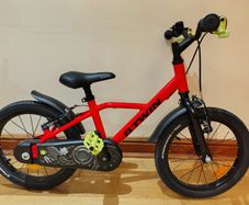 Kids 16 Inch Aluminium Bike B'TWIN Racing 900