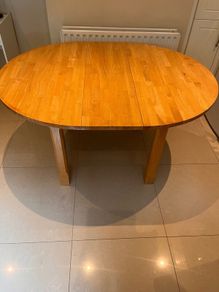 Kitchen table