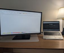 Samsung 32" Monitor