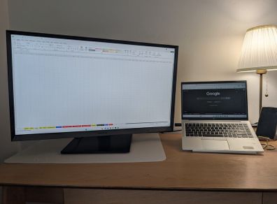 Samsung 32" Monitor