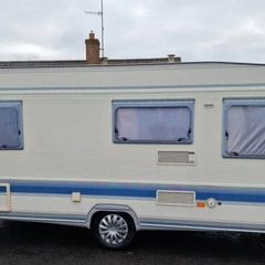 Adria 2003 5 Berth Caravan & Air Awning