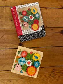 Petit Collage Busy tree wooden twist puzzle