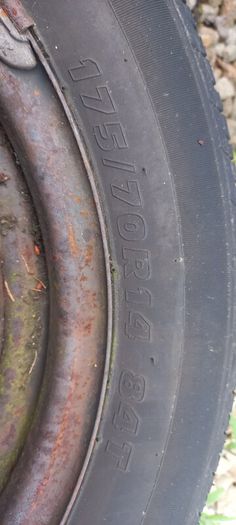 wheel tyre 175/70 R14