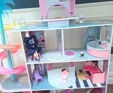 LOL Doll House