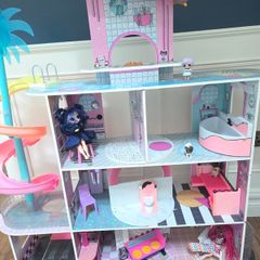 LOL Doll House