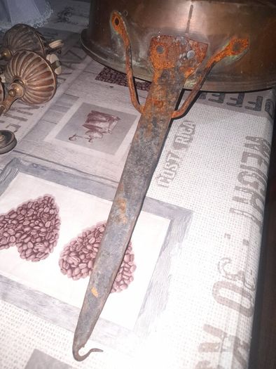 Large Antique Copper and Iron Deep Pan around the 19th or early 20th century, Postage Available or Collection on all my items